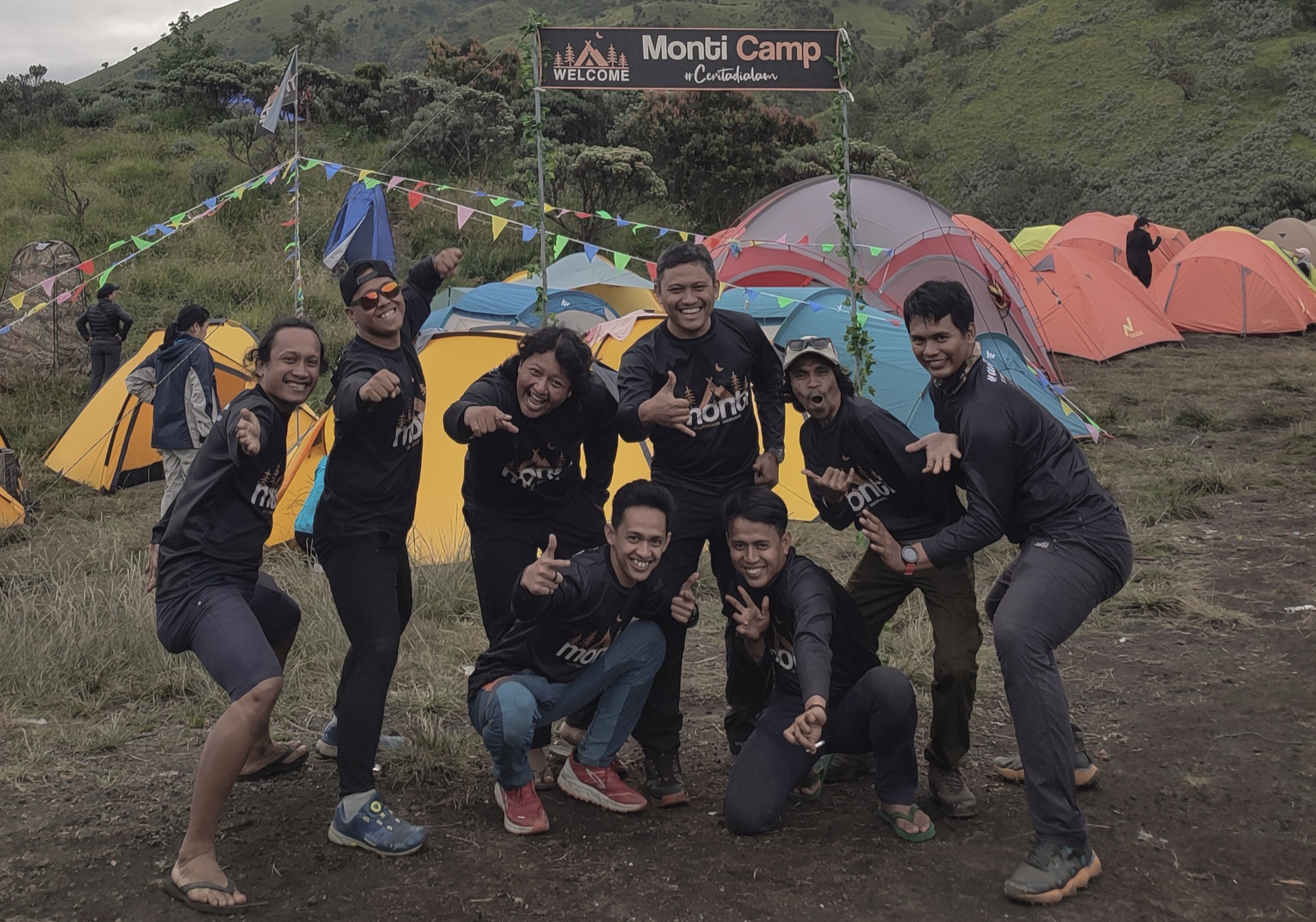 MONTI Outdoor Service Team